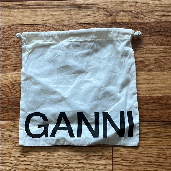 GANNI White Drawstring Bag - Picture 1 of 3